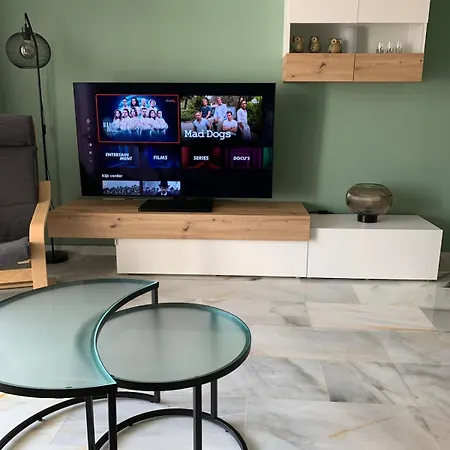 Our Home, Your In شقة كاليبي